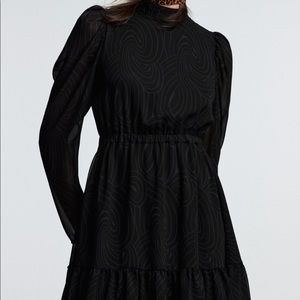 Long sleeves Zara midi dress